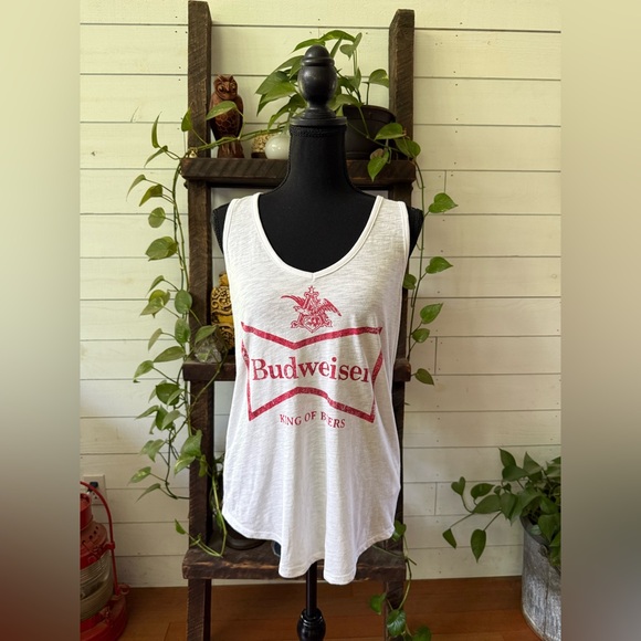 Rock and Republic Budweiser White Tank with Red Logo - Picture 14 of 17
